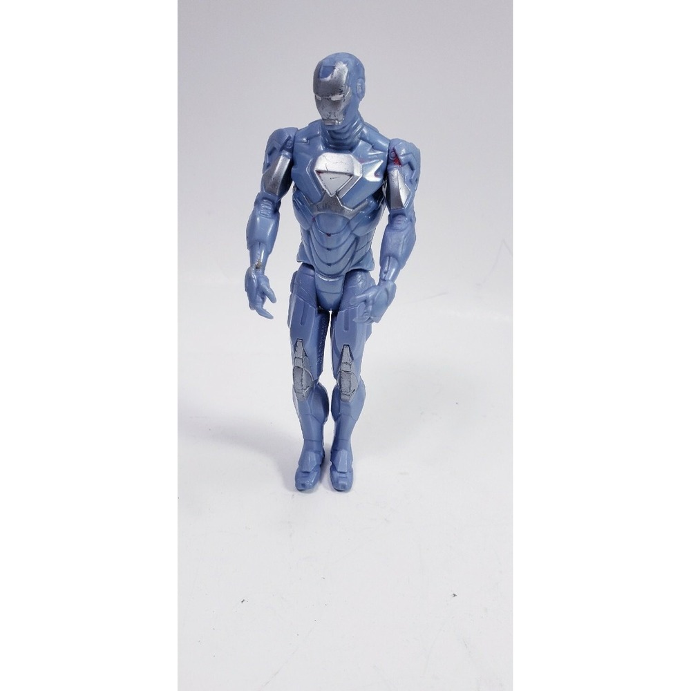2011 Iron Man 3 Cold Snap Iron Man 3.75" Action Figure